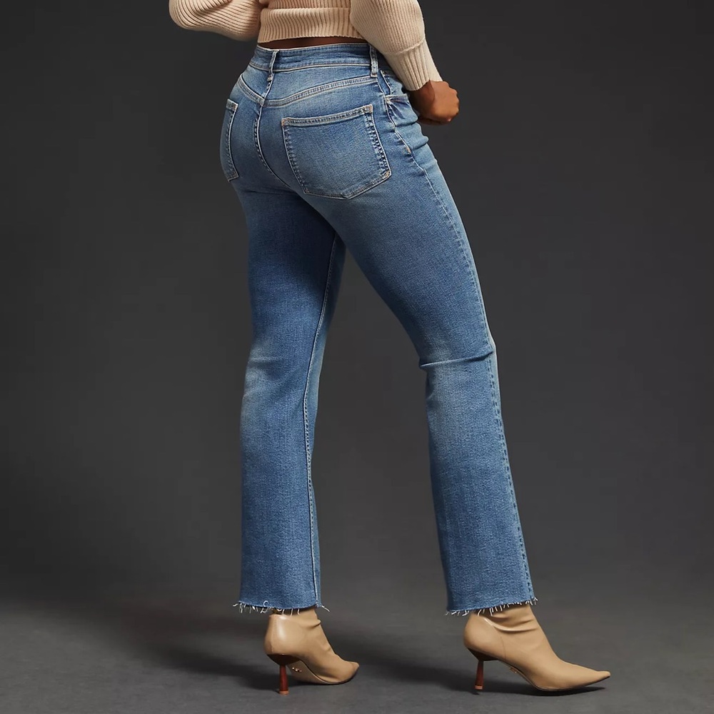 Pilcro Mid Rise Crop Jean - Picture 3 of 4